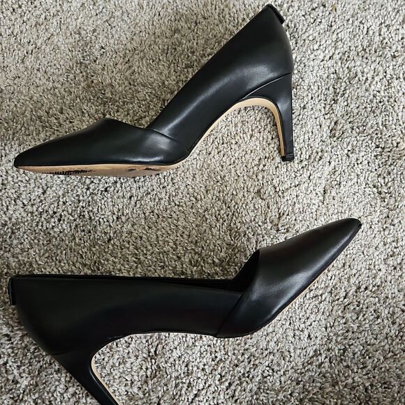 Calvin Klein Black Heels 8.5 - Picture 5 of 9